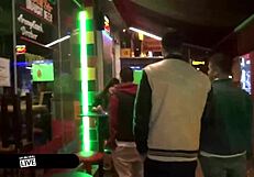 Knullar horig styvdotter min kuk?