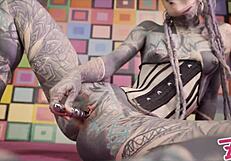 肛门女王 anuskatzz 穿着紧身胸衣，想看我玩金属玩具然后被大鸡巴肛交直到喷水吗？！