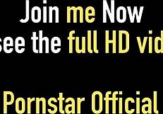 Julia Ann Ağızdan Sonra Doğal Göğüsleri Siri'yi Sertçe Fışkırtıyor