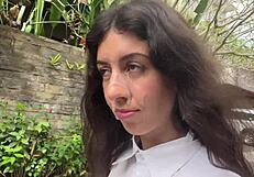 Prosila sem neznanca za foto na plaži, pa me je pojebal v hotelu in končal na obraz!