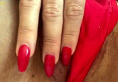 Plug in kont en vinger aan klit laat milf alleen spuiten