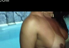 Obdarovala som manžela mojej kamarátky niečím špeciálnym a vzala som to všetko pred ňou