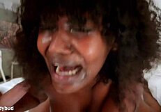 BBG interraciaal trio met Lexy Luv in dubbele penetratie en orale creampie