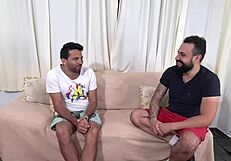 Eerste anaal poging met slank Rio meisje