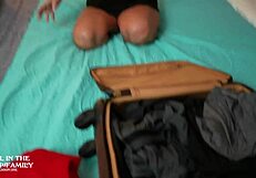 MILF belle-mère au gros cul me fait rester