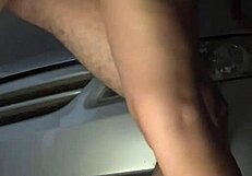 Brez denarja? Plača z ritko v provokativnem dogovoru!