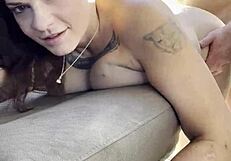 Troia Tette Grandi McKenzie Gold Viene Mentre Cliente la Scopa per Soldi