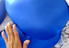 Forró szexi barátok mostohatestvére Desi baszást kap