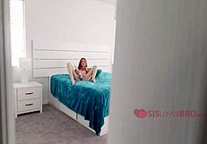 작은 18+ 빨강머리 청년이 의붓형의 테스트를 좁은 엉덩이에 원해?